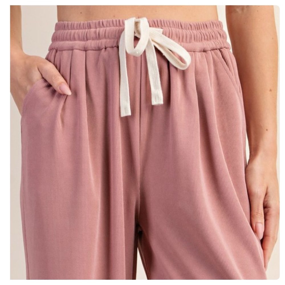 CLEARANCE $20 start 183 Drawstring Elastic Waistband Pants and Side Pockets - Picture 3 of 4